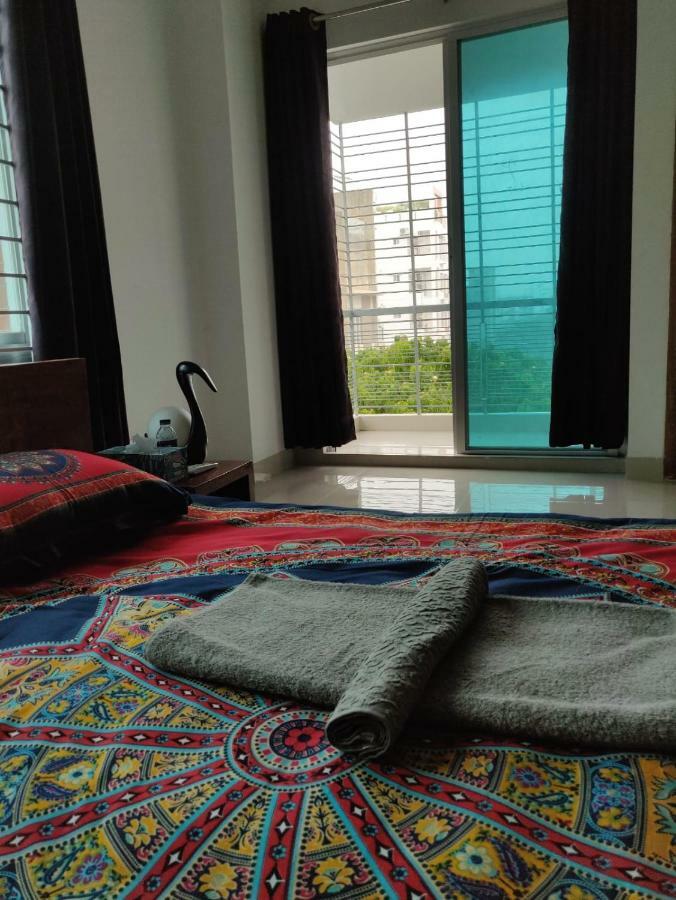 The Blu Inn Homestay Dhaka Exteriör bild